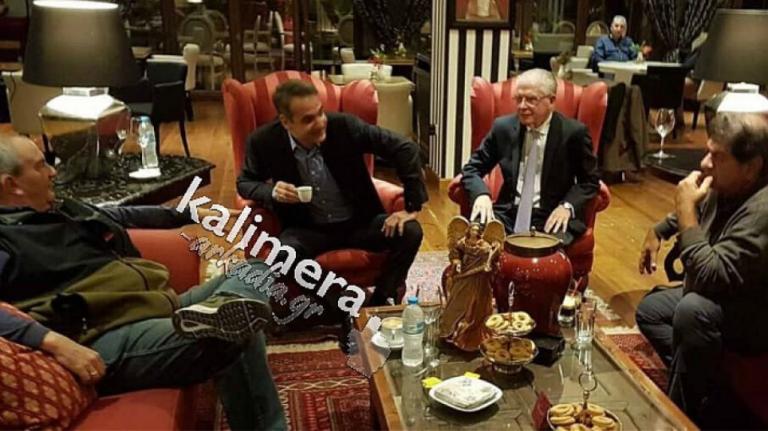 Συνάντηση Μητσοτάκη – Καραμανλή στην Αρκαδία