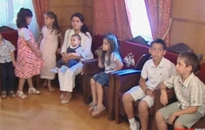 Τη διατροφή 259 πολύτεκνων οικογενειών αναλαμβάνει η αρχιεπισκοπή