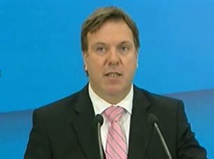 «Χρήσιμες» για την κυβέρνηση οι συναντήσεις Παπανδρέου με τους πολιτικούς αρχηγούς