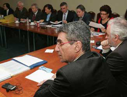 Διάλογος για το ασφαλιστικό