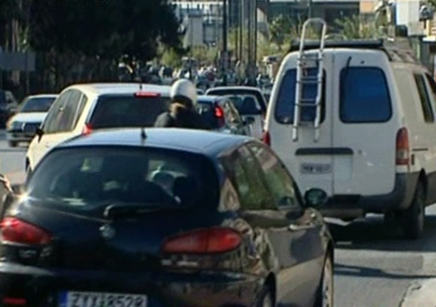 Κυκλοφοριακό χάος στο κέντρο της Αθήνας λόγω της απεργίας των μέσων μεταφοράς