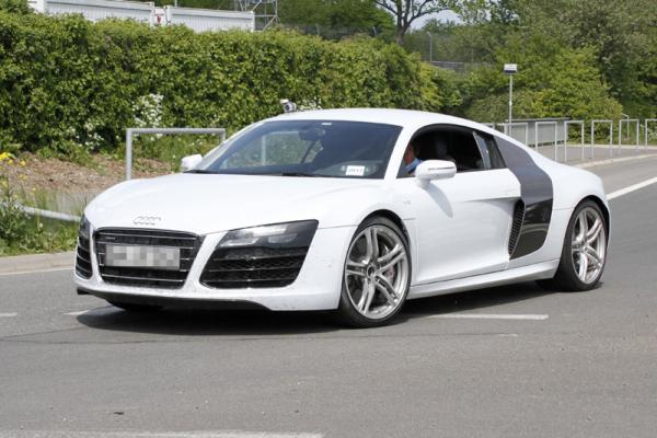 Audi R8 2013