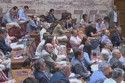 Συζήτηση στη Βουλή με Σαμαρά για τα περί προβοκάτσιας ζητεί ο Τσίπρας