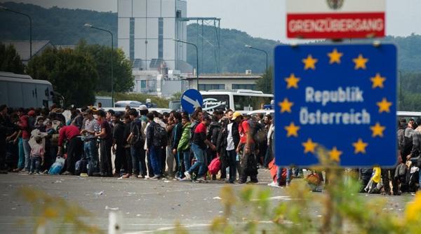 Αυστρία : Αυστηρότερους όρους χορήγησης ασύλου εισηγείται ο ΥΠΕΣ