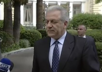 Επίτροπος αρμόδιος για την Μετανάστευση ο Δημ.Αβραμόπουλος