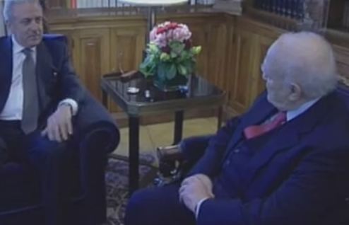 Ο Δ.Αβραμόπουλος στον Παπούλια για τις Γερμανικές αποζημιώσεις