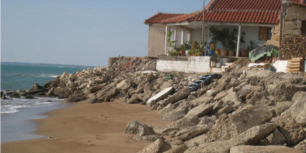 Τι προβλέπει το νομοσχέδιο για τα αυθαίρετα