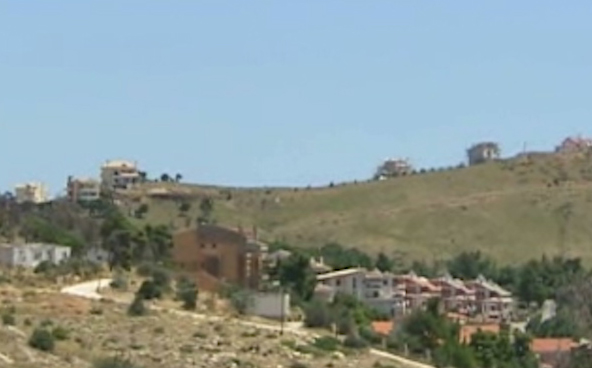 Τακτοποίηση αυθαιρέτων για 40 χρόνια προωθεί το υπουργείο Περιβάλλοντος