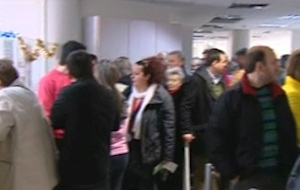 Περικοπές στο κοινωνικό κράτος ζητά το ΔΝΤ