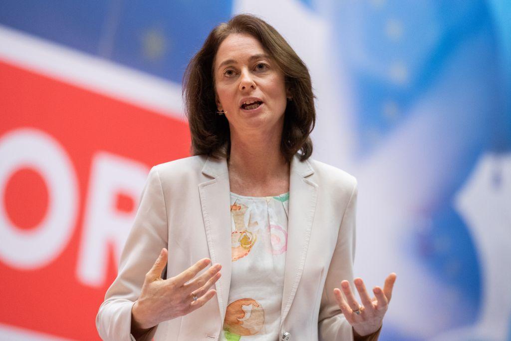 Καταρίνα Μπάρλεϊ και ο Ούντο Μπούλμαν στο ευρωψηφοδέλτιο του SPD