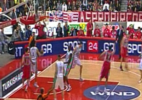 Ήττα στο φινάλε για ΠΑΟ, ερυθρόλευκο…. τσουνάμι στο ΣΕΦ