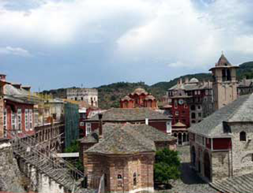 Παρεμβάσεις υπουργών για το Βατοπαίδι καταγγέλλει πρώην διευθύντρια του ΥΠΑΑΝ