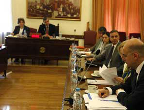 Κρίσιμη σύσκεψη στη Βουλή για το ενδεχόμενο Προκαταρκτικής Επιτροπής για το Βατοπαίδι