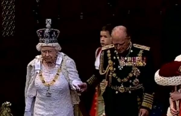 Η Ελισάβετ ζει και βασιλεύει, έστω και αν την «πέθανε» το BBC