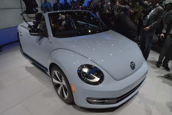 Διεθνής Έκθεση Αυτοκινήτου, Los Angeles 2012: VW Beetle Convertible