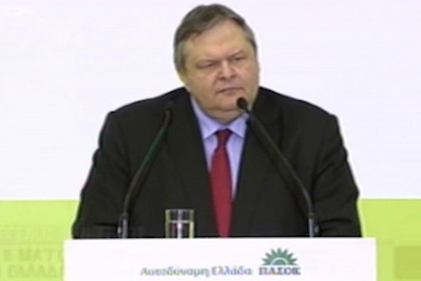 Διασταυρώνουν τα ξίφη τους Βενιζέλος-Σαμαράς