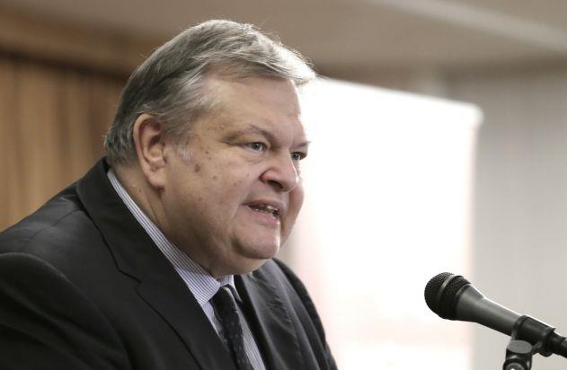 «Να ανακρούσει πρύμνα» κάλεσε την Τουρκία ο Ευ.Βενιζέλος