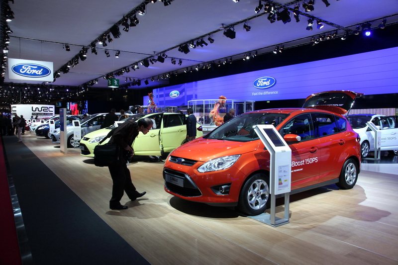 2010 Paris Mondial de l’ Automobile: Ford Grand C-Max