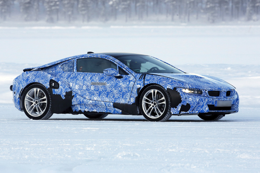 BMW i8 2013