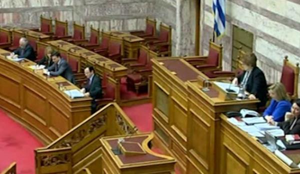 Υψηλοί τόνοι στη Βουλή για την αξιοποίηση της δημόσιας περιουσίας