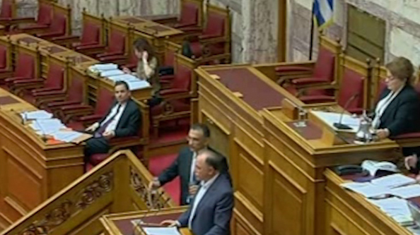 Κυβέρνηση – κόμματα: Πρόκληση τα αναδρομικά των τέως βουλευτών