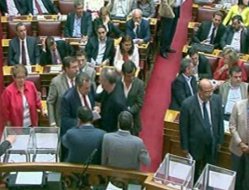 Προανακριτική για τους πέντε από τους έξι πρώην υπουργούς της ΝΔ αποφάσισε η Βουλή