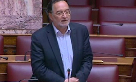 Κόντρα στη Βουλή για τον βαρύ τραυματισμό του 31χρονου διαδηλωτή