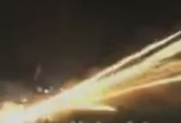 Ρουκέτες έκαναν τη νύχτα… μέρα στο Βροντάδο της Χίου