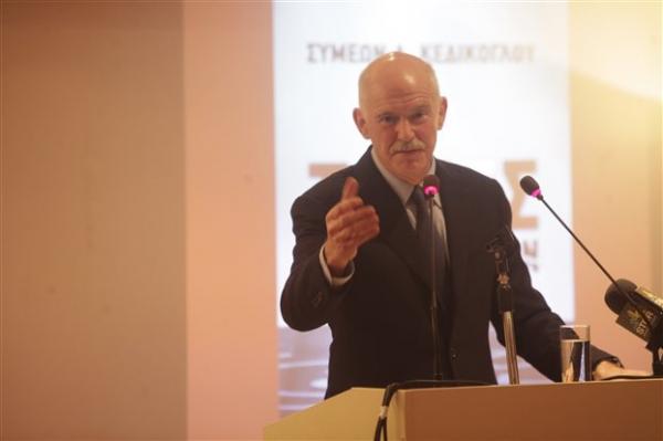 Ανοίγει πόρτα για νέο κόμμα ο Γ.Παπανδρέου