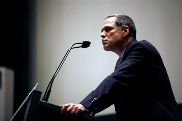 Αισιόδοξος ότι η Ελλάδα θα παραμείνει στην ευρωπαϊκή οικογένεια ο Θ.Τζήμερος