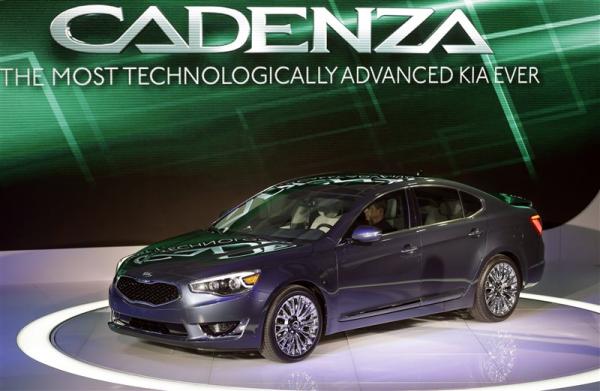 NAIAS 2013: KIA Cadenza