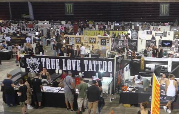 Εικόνες και στιγμιότυπα από το 10ο Διεθνές Φεστιβάλ τατουάζ, στην Αθήνα