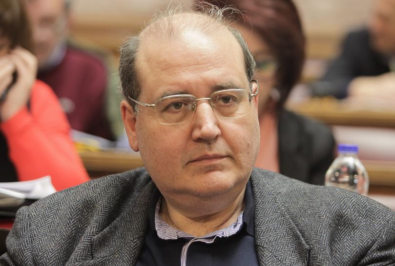 Φίλης: Στα όρια της συνταγματικής ανοχής το κίνημα «παραιτηθείτε»