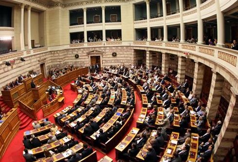 Καταδικάζουν κυβέρνηση και κόμματα την έκρηξη στο κέντρο της Αθήνας