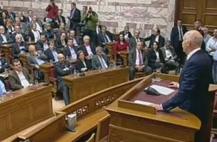 Τις πρωτοβουλίες του Γ.Παπανδρέου περιμένουν οι βουλευτές του ΠΑΣΟΚ