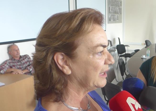 Για κενά τουλάχιστον 2.000 εκπαιδευτικών μιλάει η πρόεδρος του ΔΣ της ΟΛΜΕ Έλενα Ζωγραφάκη
