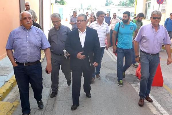 Ο γ.γ. του ΚΚΕ Δ.Κουτσούμπας επισκέφθηκε το αμαξοστάσιο της ΟΣΥ