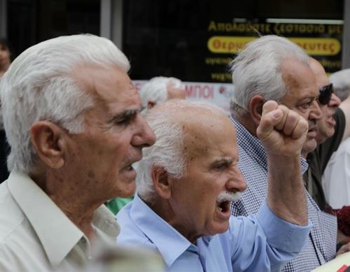 Συγκέντρωση και πορεία συνταξιούχων στο κέντρο της Αθήνας