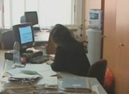 Αλαλούμ στις εφορίες με τα τέλη κυκλοφορίας και τις πινακίδες