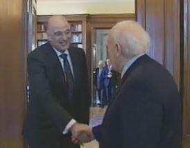 Συνάντηση Δένδια – Παπούλια στο Προεδρικό Μέγαρο