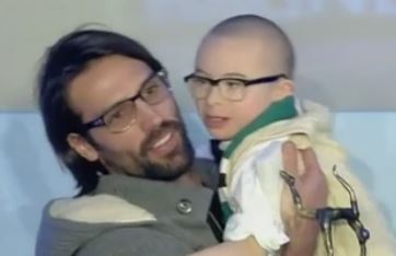 «Σαμ» και Jay έκλεψαν την παράσταση στη γιορτή του ΠΣΑΤ