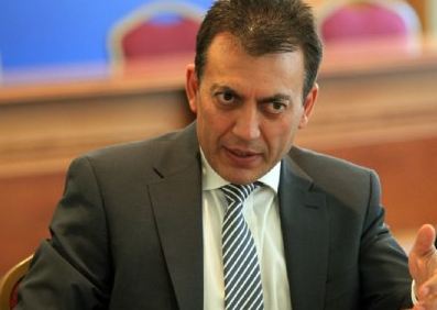 Γ.Βρούτσης: «Δεν θα θιχθεί ο κατώτατος μισθός»