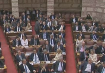 Με 168 «ναι» ψηφίστηκε το πολυνομοσχέδιο στη Βουλή