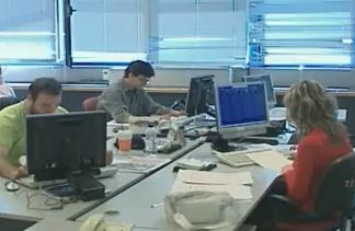 To έλλειμμα αυξάνεται παρά τους νέους φόρους