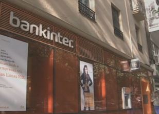 Ηχηρή υποβάθμιση της Ισπανίας από τη Fitch κατά τρεις βαθμίδες