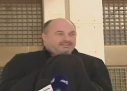 Ελεύθερος με περιοριστικούς όρους ο Αχιλλέας Μπέος