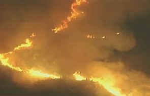 Συνεχίζονται τα πύρινα μέτωπα σε Ζάκυνθο και Χίο