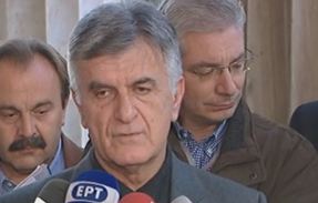 Φ.Πετσάλνικος: «Η χώρα ούτε για μία ώρα χωρίς κυβέρνηση»