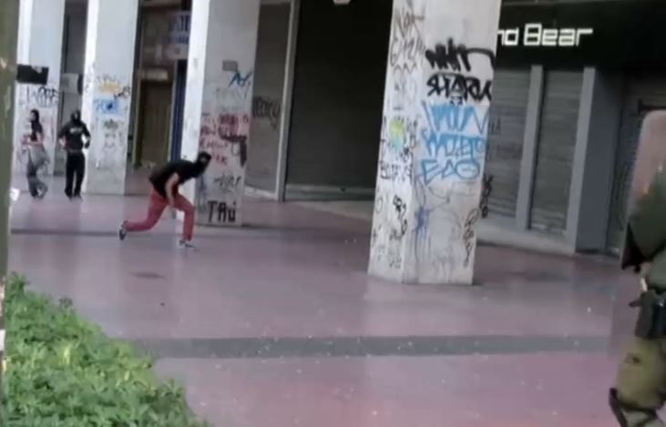 Μικρής έντασης επεισόδια κατά τη διάρκεια πορείας στη μνήμη του Αλ.Γρηγορόπουλου