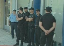 Συλλήψεις μελών της Χρυσής Αυγής στη Βέροια